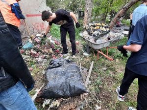Астраханские патриоты приняли участие в реализации регионального проекта "Очистим историческую память от мусора"